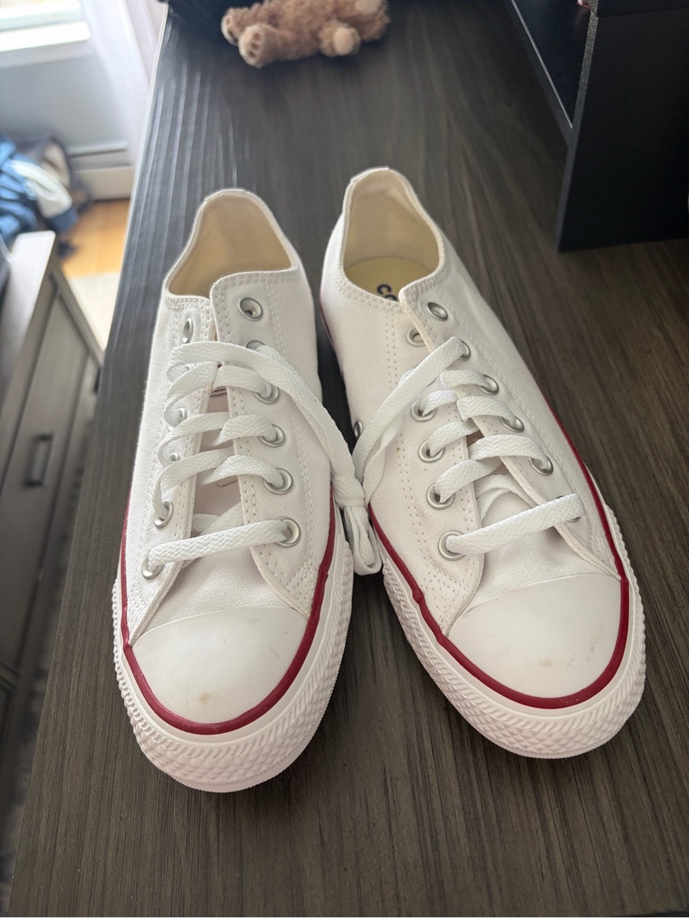 Women’s white converse sneakers
